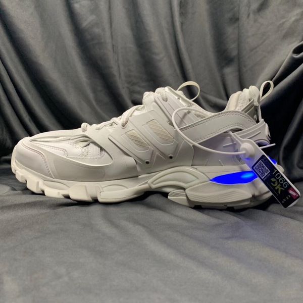 platform daddy shoes men's and women's high-end design retro new luminous light men and women lovers sports shoes04, Red;white
platform daddy shoes men's and women's high-end design retro new luminous light men and women lovers sports shoes04, Red;white