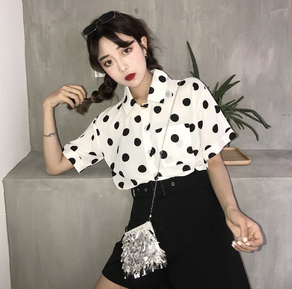 2018 summer wear new style retro white fold-down collar polka dot chiffon short-sleeved shirt
2018 summer wear new style retro white fold-down collar polka dot chiffon short-sleeved shirt