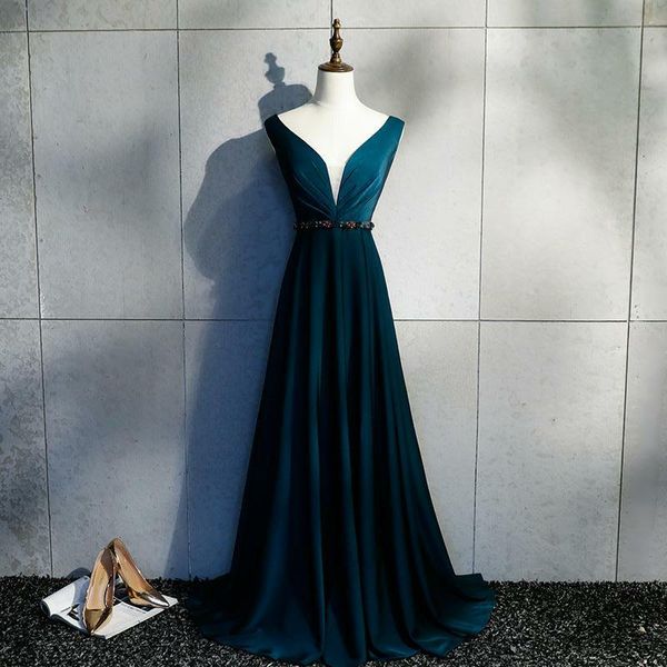 deep v-neck a-line navy elegant evening dresses beaded waist sweep train formal evening dresses cutaway sides evening gowns, Black;red
deep v-neck a-line navy elegant evening dresses beaded waist sweep train formal evening dresses cutaway sides evening gowns, Black;red