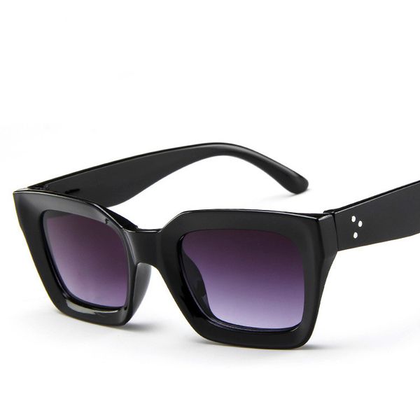 2020 new popular designer sunglasses for men women outdoor sport cycling driving sun glasses sun shade sunglasses for summer ing, White;black
2020 new popular designer sunglasses for men women outdoor sport cycling driving sun glasses sun shade sunglasses for summer ing, White;black