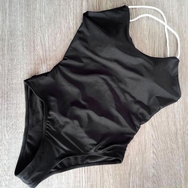 2019 women bandage bikini lady's one piece swimsuit solid striped backless swimwear cross halter bathing suit
2019 women bandage bikini lady's one piece swimsuit solid striped backless swimwear cross halter bathing suit