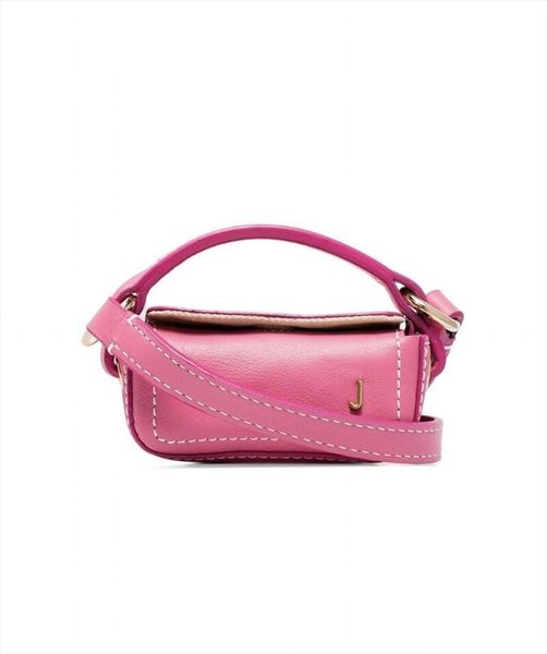 2020 little red book net red with the same ins super fire lipstick bag wild mini small square bag messenger portable decorative bag
2020 little red book net red with the same ins super fire lipstick bag wild mini small square bag messenger portable decorative bag