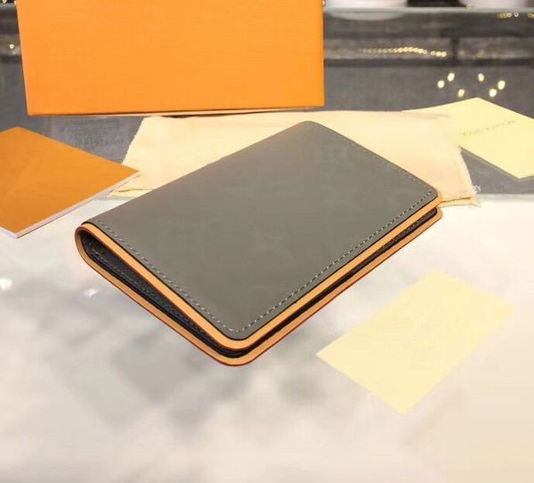 2019 luxurys wallet printed flower leather wallets for men fashion designer small purses card holder wallet with box m63233, Brown;gray
2019 luxurys wallet printed flower leather wallets for men fashion designer small purses card holder wallet with box m63233, Brown;gray