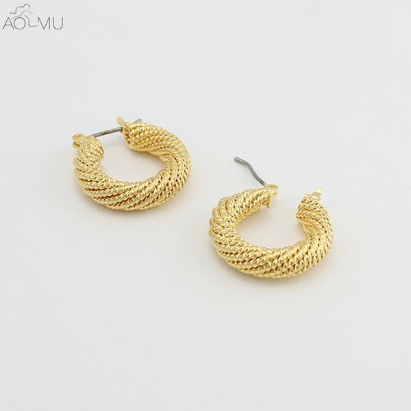 aomu 2019 new design gold silver metal thick twisted geometric round circle small hoop earrings for women party jewelry gift, Golden;silver
aomu 2019 new design gold silver metal thick twisted geometric round circle small hoop earrings for women party jewelry gift, Golden;silver