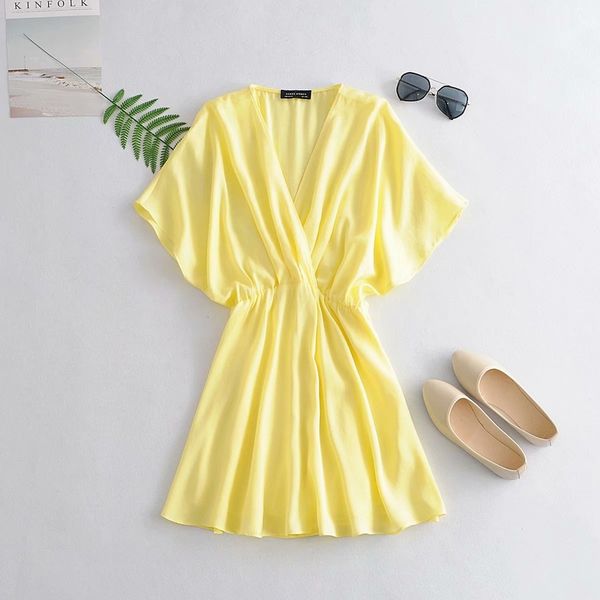 loose women dress summer 2020 new fashion shiny satin material plus size modern lady above knee dresses, Black;gray
loose women dress summer 2020 new fashion shiny satin material plus size modern lady above knee dresses, Black;gray