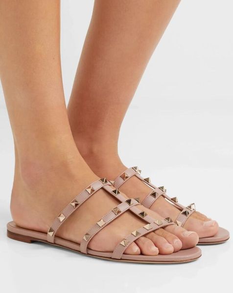 summer beach slip on slides roman studs sandals slippers rivets slip-slop sandal flats luxury designer sandalias nude,black,sliver
summer beach slip on slides roman studs sandals slippers rivets slip-slop sandal flats luxury designer sandalias nude,black,sliver