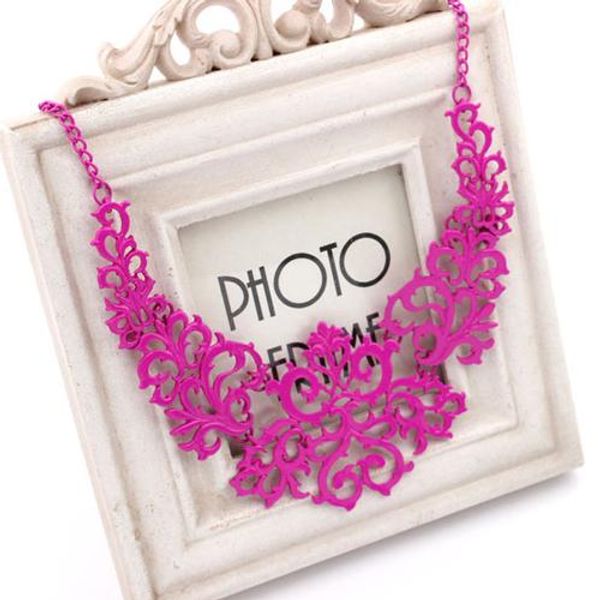 women vintage hollow pattern pendant bib choker necklace statement chain gift trendy, Silver
women vintage hollow pattern pendant bib choker necklace statement chain gift trendy, Silver