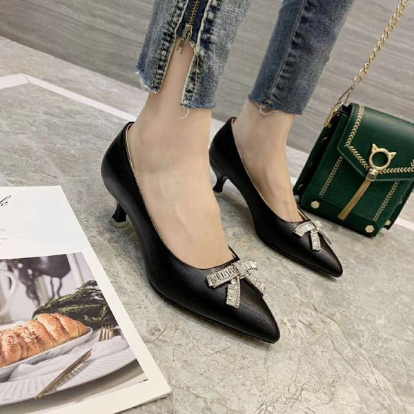 2020062205y 5cm black beige genuine leather rhinestone bow kitten heels sheos lamb skin fashion work classic
2020062205y 5cm black beige genuine leather rhinestone bow kitten heels sheos lamb skin fashion work classic