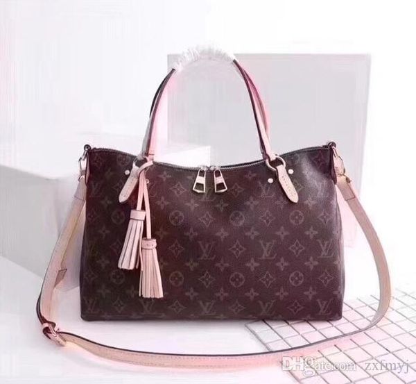 brand new women's bags european and american fashion designers bag luxurys fashion bags ladies messenger bag #1103
brand new women's bags european and american fashion designers bag luxurys fashion bags ladies messenger bag #1103