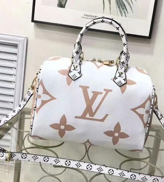 Bolsa de Ombro verygood3220
Bolsa de Ombro verygood3220