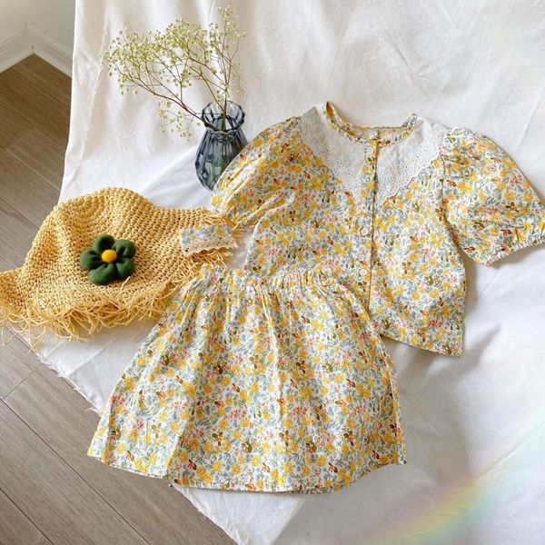 2020 new arrival girls 2 pcs printed set blouse +skirt summer kids girls suits 2-7 years, White
2020 new arrival girls 2 pcs printed set blouse +skirt summer kids girls suits 2-7 years, White