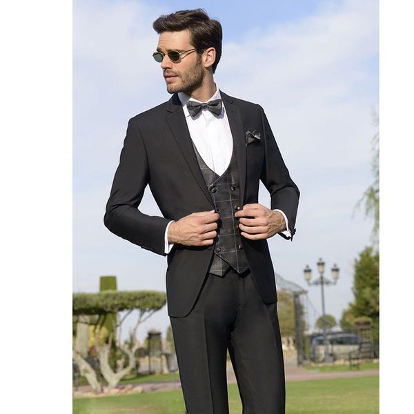classy black men suits three pieces groomsmen wedding tuxedos notched lapel groom suit with jacket pants vest prom blazers, Black;gray
classy black men suits three pieces groomsmen wedding tuxedos notched lapel groom suit with jacket pants vest prom blazers, Black;gray