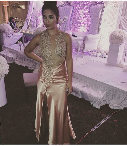 Sexy Elie Saab 2019 Jewel Prom Gown Runway Fashion Split Evening Dresses Floor Length Custom Made, Black;red
Sexy Elie Saab 2019 Jewel Prom Gown Runway Fashion Split Evening Dresses Floor Length Custom Made, Black;red
