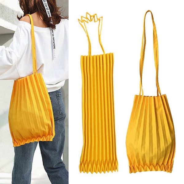 japanese new style simple pleated folding canvas shoulder bag women large capacity shopping bags beach causal totes
japanese new style simple pleated folding canvas shoulder bag women large capacity shopping bags beach causal totes