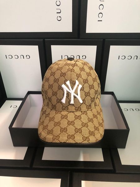 G113,Fashion men's and women's hats, canvas baseball caps, caps, outdoor casual hats, sunshade sun hats.
G113,Fashion men's and women's hats, canvas baseball caps, caps, outdoor casual hats, sunshade sun hats.