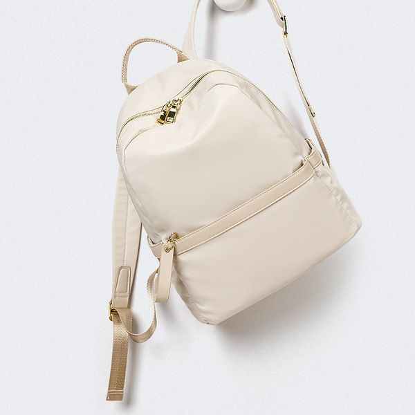 women female anti-theft backpack classic leather solid color backpacks fashion shoulder bag vintage travel rucksack 2020 c1344
women female anti-theft backpack classic leather solid color backpacks fashion shoulder bag vintage travel rucksack 2020 c1344