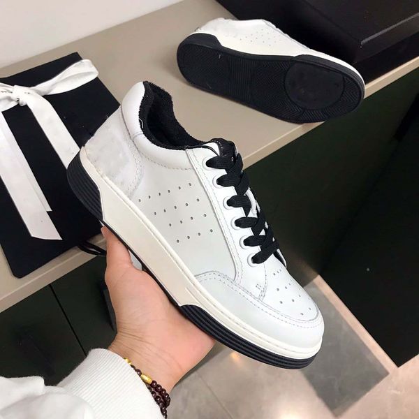 2020 fashion new women leisure shoes, fashion designer sneakers, luxury new women designer sneakers,with box35-40, Black