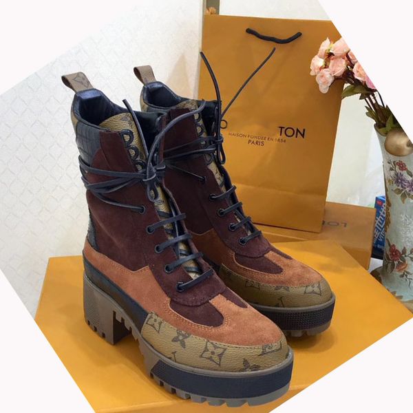 fashion martin boots women flamingos love arrow medal 100% real leather coarse desert boot winter leather luxury woman shoes motorcycle boos, Black
fashion martin boots women flamingos love arrow medal 100% real leather coarse desert boot winter leather luxury woman shoes motorcycle boos, Black