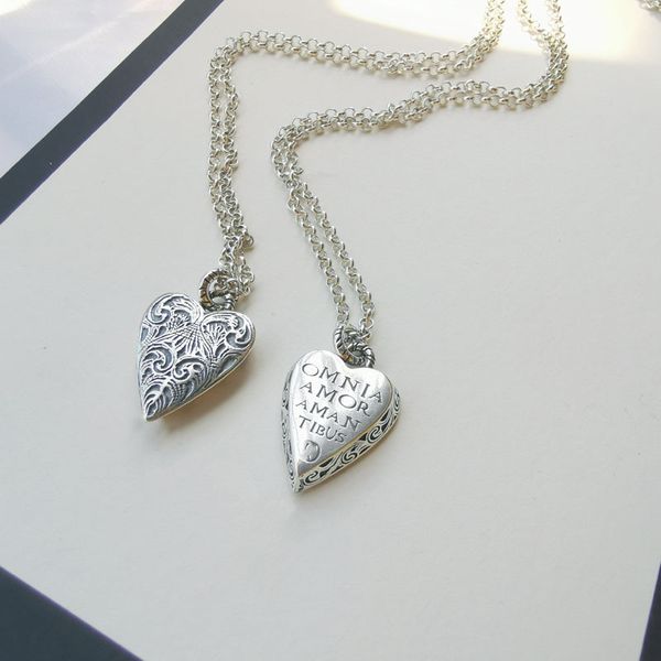 ancient home decoration heart carved heart pendant necklace s925 sterling silver fashion men and women couple pendant
ancient home decoration heart carved heart pendant necklace s925 sterling silver fashion men and women couple pendant