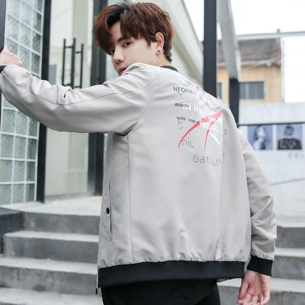 spring and autumn new style men fold-down collar embroidery lettered slim fit coat large size hong kong style flight suit jacket, Black;brown
spring and autumn new style men fold-down collar embroidery lettered slim fit coat large size hong kong style flight suit jacket, Black;brown