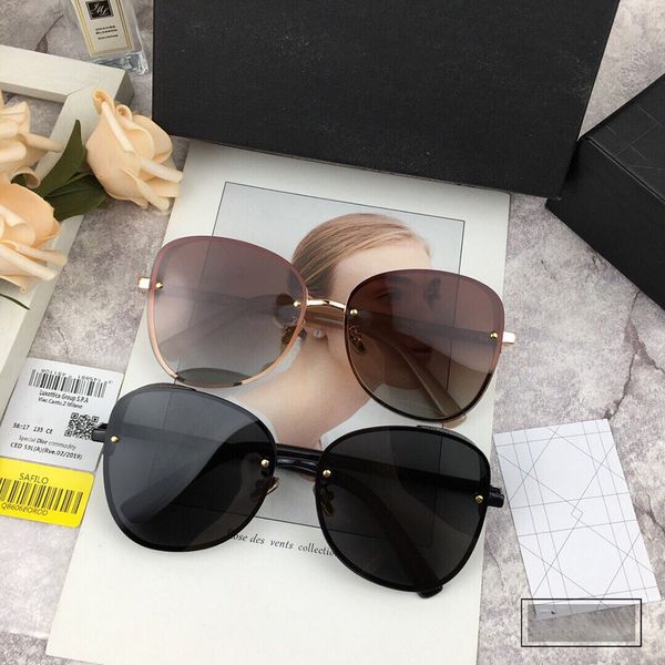 luxury designer sunglasses for women popular fashion 3910s summer big face style uv protection lens come with case, White;black
luxury designer sunglasses for women popular fashion 3910s summer big face style uv protection lens come with case, White;black