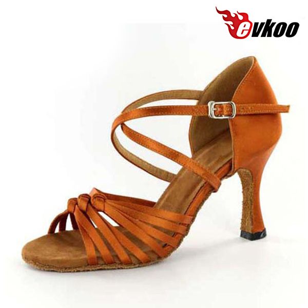 evkoodance latin salsa tango dance shoes for ladies 7cm heel height professional tan satin shoes for women evkoo-045
evkoodance latin salsa tango dance shoes for ladies 7cm heel height professional tan satin shoes for women evkoo-045