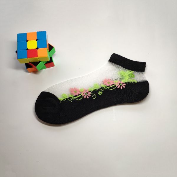 spring and autumn new crystal stockings cotton bottom anti-stripping bear pattern women socks, Black;white
spring and autumn new crystal stockings cotton bottom anti-stripping bear pattern women socks, Black;white