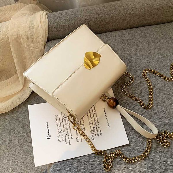 elegant female solid color tote bag 2020 fashion new quality pu leather women's handbag chain shoulder messenger bag
elegant female solid color tote bag 2020 fashion new quality pu leather women's handbag chain shoulder messenger bag