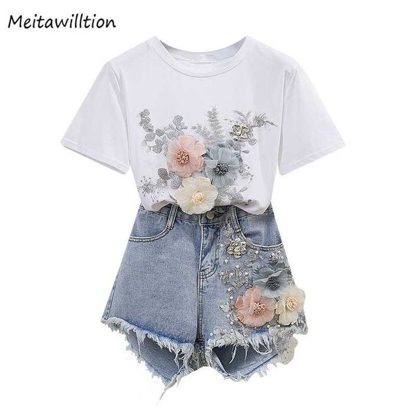 summer embroidery 3d flower short sleeve t shirt + shorts suit women beading 2 piece sets 2020 casual high waist denim shorts, White
summer embroidery 3d flower short sleeve t shirt + shorts suit women beading 2 piece sets 2020 casual high waist denim shorts, White