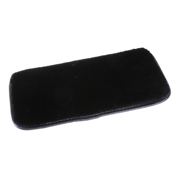 1 x car armrest box pad 35cm x 17cm leather arm rest center console lid cover
1 x car armrest box pad 35cm x 17cm leather arm rest center console lid cover