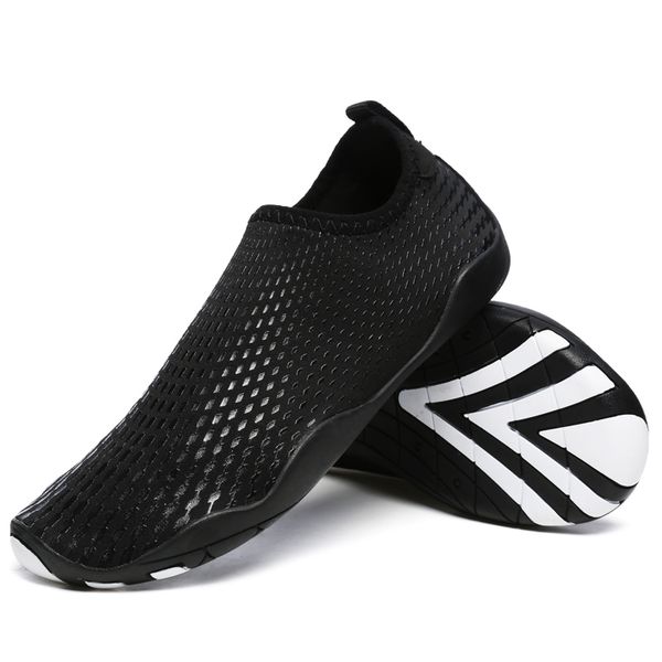 beach shoes upstream wading men women outdoor casual swimming brook couple amphibious non-slip diving socks
beach shoes upstream wading men women outdoor casual swimming brook couple amphibious non-slip diving socks