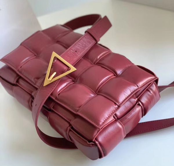 only excellent quality wholesale luxury designer genuine leather maxi grid crochet handbag elegant shoulder bags crossbody bag ship
only excellent quality wholesale luxury designer genuine leather maxi grid crochet handbag elegant shoulder bags crossbody bag ship
