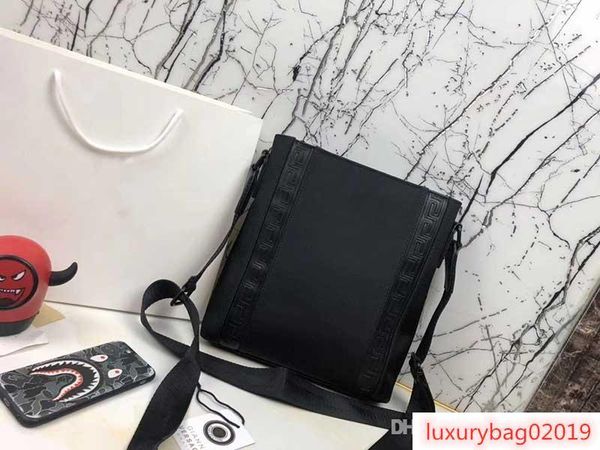 luxury designer men bags vansce brand oxford designer handbags famous brand 3 models briefcase messenger purse
luxury designer men bags vansce brand oxford designer handbags famous brand 3 models briefcase messenger purse