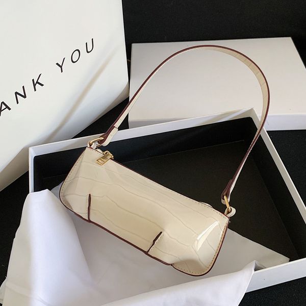 women handbag small shoulder bag crocodile patent leather 2020 summer new trendy fashion shoulder bag simple tote
women handbag small shoulder bag crocodile patent leather 2020 summer new trendy fashion shoulder bag simple tote