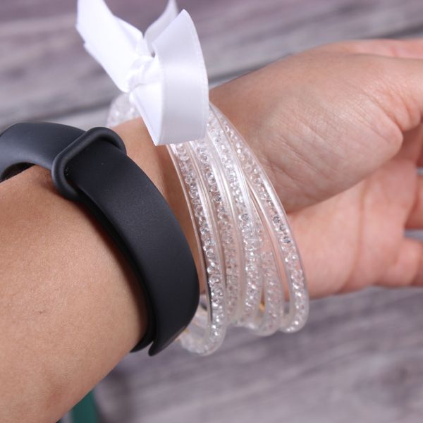 горячие продать камень блеск браслеты может всепогодный стек силиконовые пластиковые блеск желе браслет подарок для женщин ювелирные изделия, Black
горячие продать камень блеск браслеты может всепогодный стек силиконовые пластиковые блеск желе браслет подарок для женщин ювелирные изделия, Black