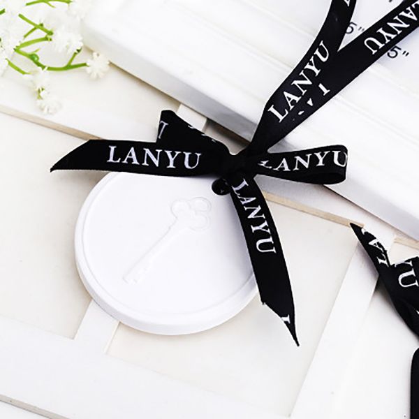 biety creative plaster angel wings car pendant female car aroma perfume gypsum interior rear view mirror ornaments
biety creative plaster angel wings car pendant female car aroma perfume gypsum interior rear view mirror ornaments