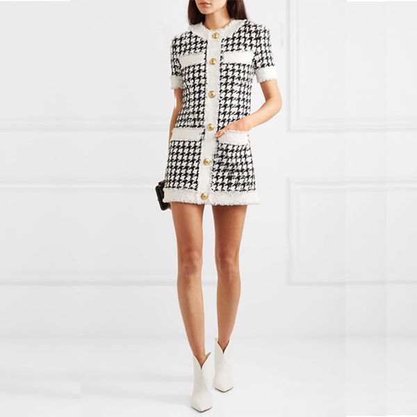 721 2019 brand same style regular short sleeve plaid kint sweater dress crew neck sh, Black;gray
721 2019 brand same style regular short sleeve plaid kint sweater dress crew neck sh, Black;gray
