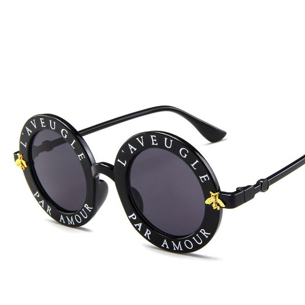 мода пчелы солнцезащитные очки женщины 2018 brand ladies cat eye солнцезащитные очки для женщин очки очки de sol feminino, White;black
мода пчелы солнцезащитные очки женщины 2018 brand ladies cat eye солнцезащитные очки для женщин очки очки de sol feminino, White;black