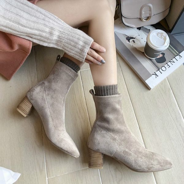 2020 new knitted combat boots for women ladies socks high heel boots leather hand-stitched high heel y04, Black
2020 new knitted combat boots for women ladies socks high heel boots leather hand-stitched high heel y04, Black