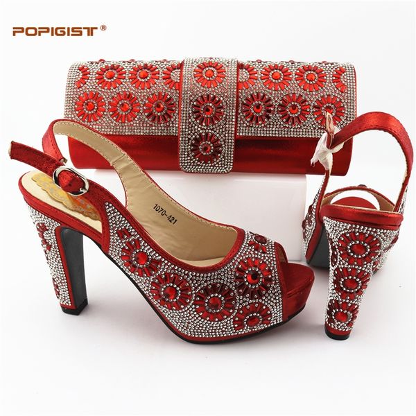 Sapatos clássicos i_shoes
Sapatos clássicos i_shoes