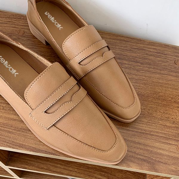 classics loafers women flat shoes pointed toe british styles moccasins female vintage footwear block heels shoe woman, Black
classics loafers women flat shoes pointed toe british styles moccasins female vintage footwear block heels shoe woman, Black