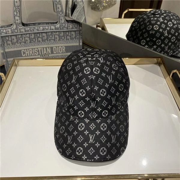wholesale fashion designer men's baseball cap lovers with the same style sun louìs vuìttõn cap sports casual women's embro, Blue;gray
wholesale fashion designer men's baseball cap lovers with the same style sun louìs vuìttõn cap sports casual women's embro, Blue;gray