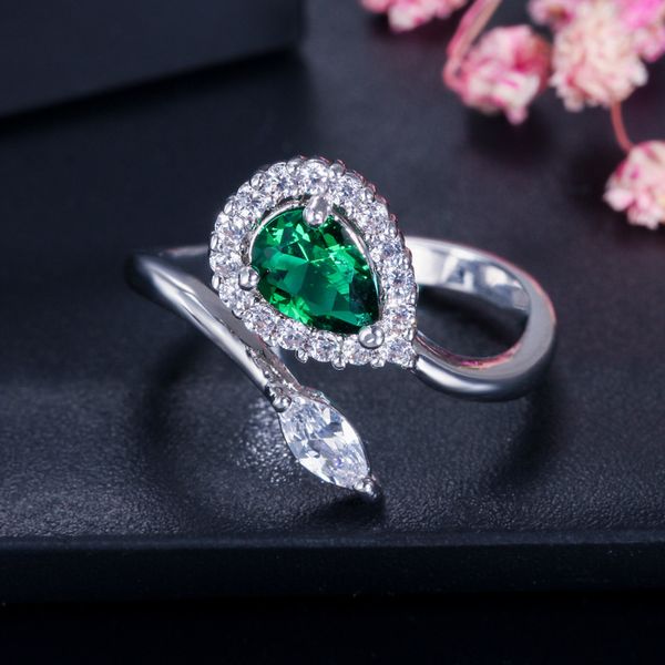 new fashion water opening colorful love ring shiny crystal ring for women's jewelry gift, Golden;silver
new fashion water opening colorful love ring shiny crystal ring for women's jewelry gift, Golden;silver