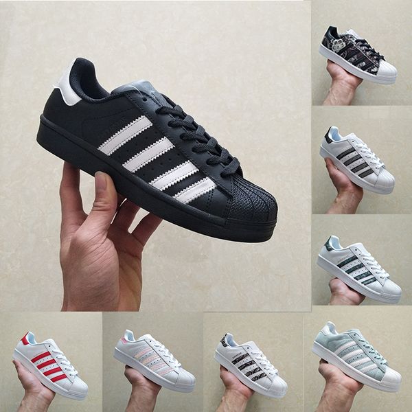 женская обувь superstars оригинальные белый голограмма радужные младшие золотые superstars кроссовки originals super star спортивная обувь
женская обувь superstars оригинальные белый голограмма радужные младшие золотые superstars кроссовки originals super star спортивная обувь