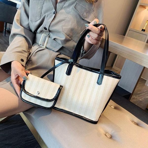 2pcs/set shopping bags delicate texture straw weave fashion handbag women shopping shoulder handle bag tote
2pcs/set shopping bags delicate texture straw weave fashion handbag women shopping shoulder handle bag tote