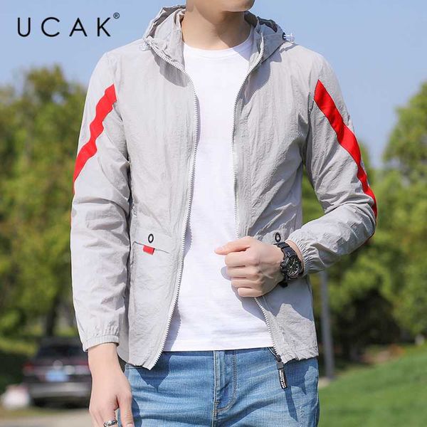 men's jackets ucak brand prevent bask in clothes men thin and light hooded 4 colors streetwear outwear breathable zipper u8087, Black;brown
men's jackets ucak brand prevent bask in clothes men thin and light hooded 4 colors streetwear outwear breathable zipper u8087, Black;brown