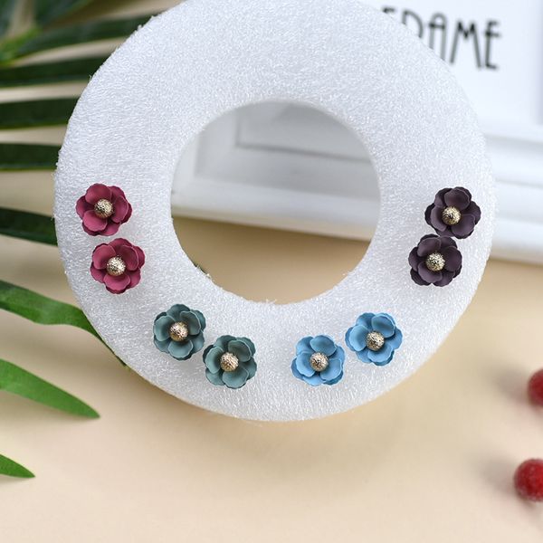 ujbox 2019 multi color sweet flower stud earrings women 15mm small summer style beach party statement earrings for girls, Golden;silver
ujbox 2019 multi color sweet flower stud earrings women 15mm small summer style beach party statement earrings for girls, Golden;silver