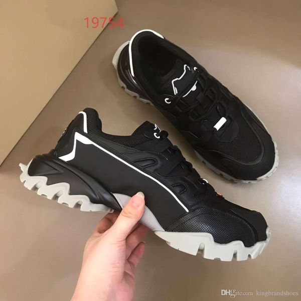 2019 summer new black men's outdoor sports shoes mesh breathable genuine leather thick bottom casual men shoes
2019 summer new black men's outdoor sports shoes mesh breathable genuine leather thick bottom casual men shoes