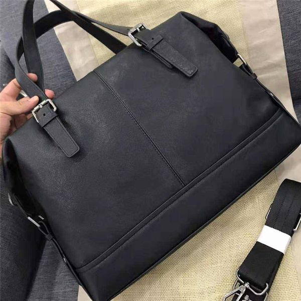 am brand fashion men designer handbags genuine leather tote clutch shoulder bag briefcase business travel bag 2019 fashion
am brand fashion men designer handbags genuine leather tote clutch shoulder bag briefcase business travel bag 2019 fashion