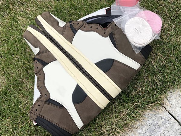 new release travis scott x 1s high og ts sp 1 mens low basketball shoes sail dark mocha university outdoor sneakers with original box us7-13
new release travis scott x 1s high og ts sp 1 mens low basketball shoes sail dark mocha university outdoor sneakers with original box us7-13
